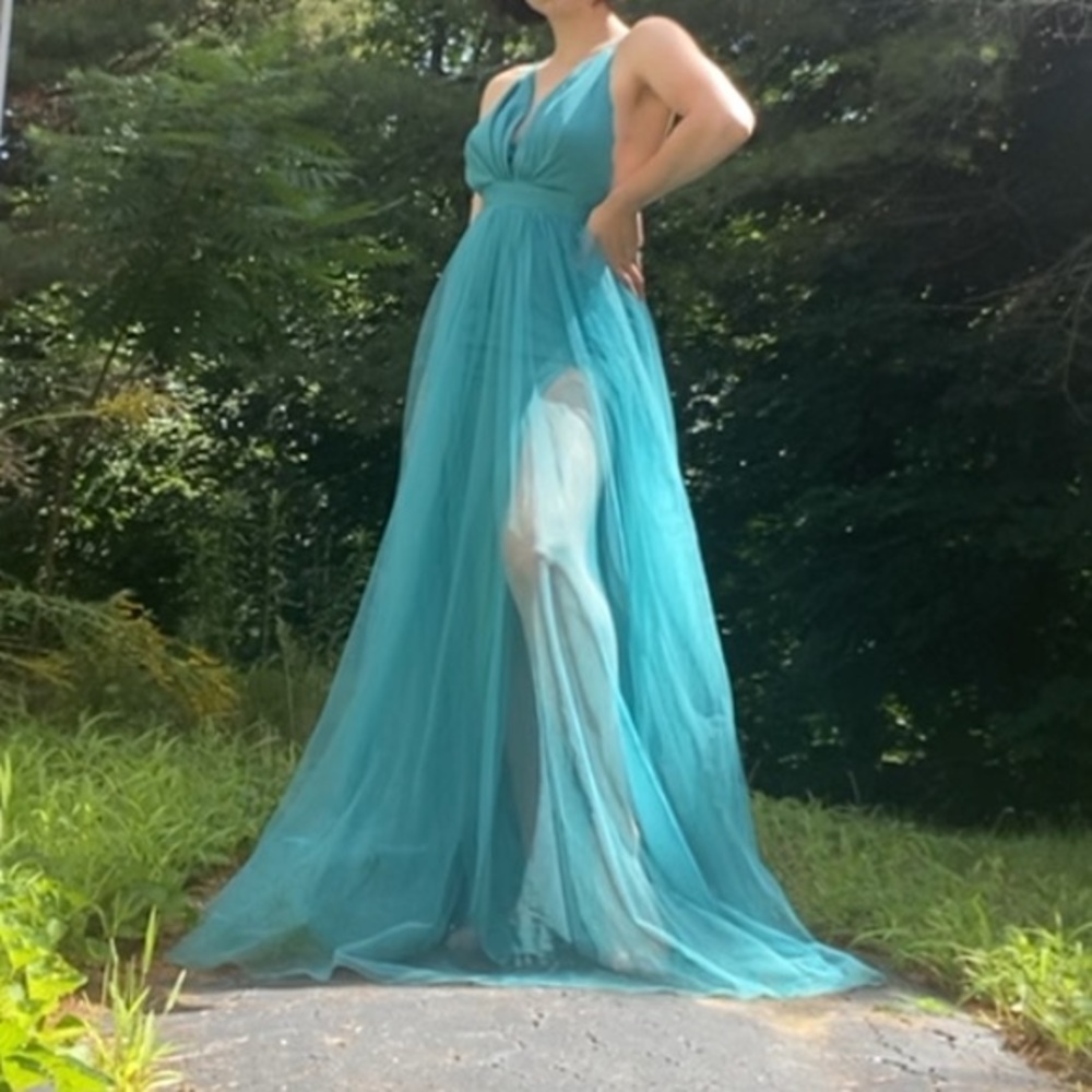 Beautiful teal dress